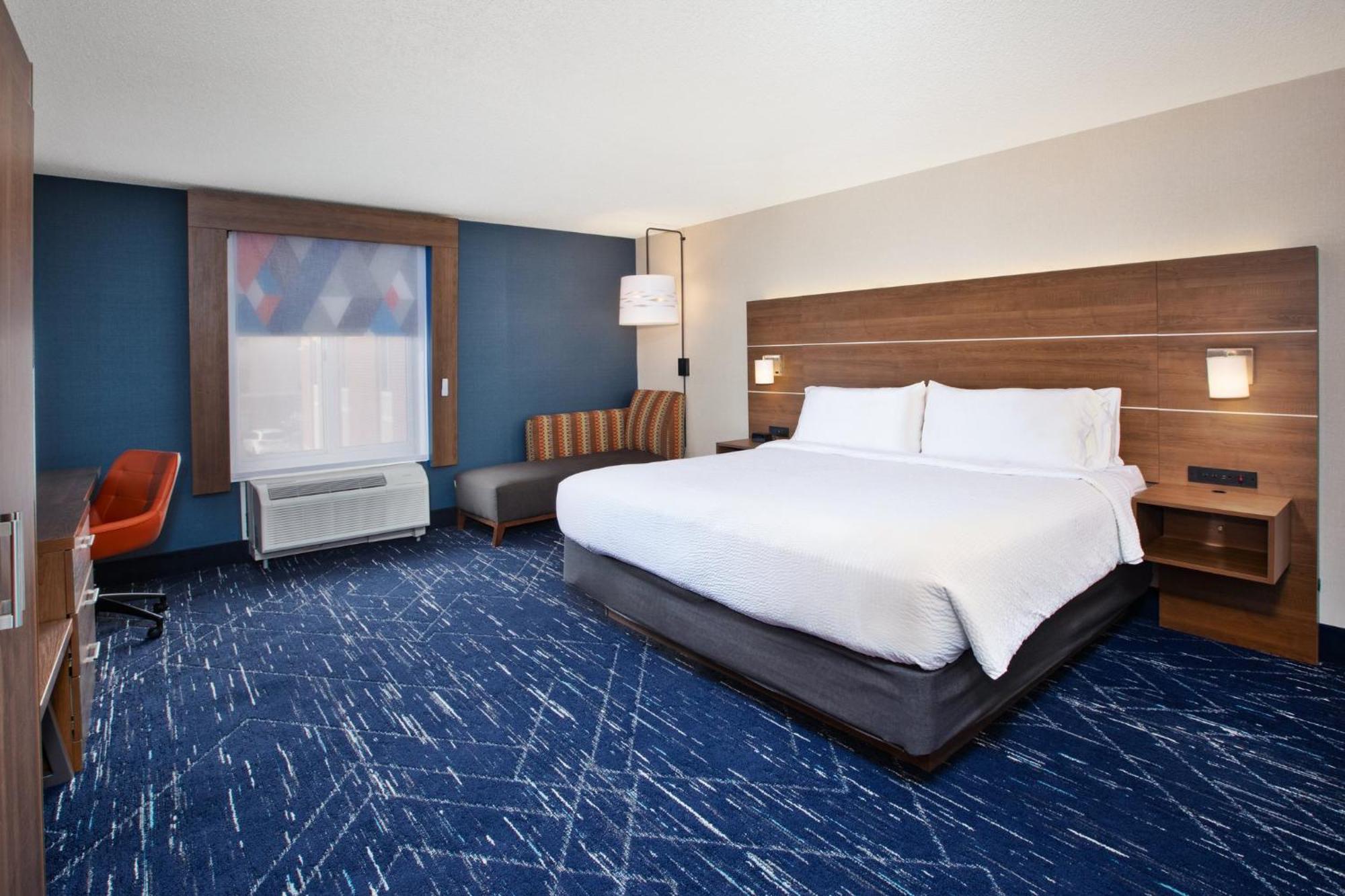 Holiday Inn Express Hotel & Suites Auburn Hills By Ihg Exterior foto
