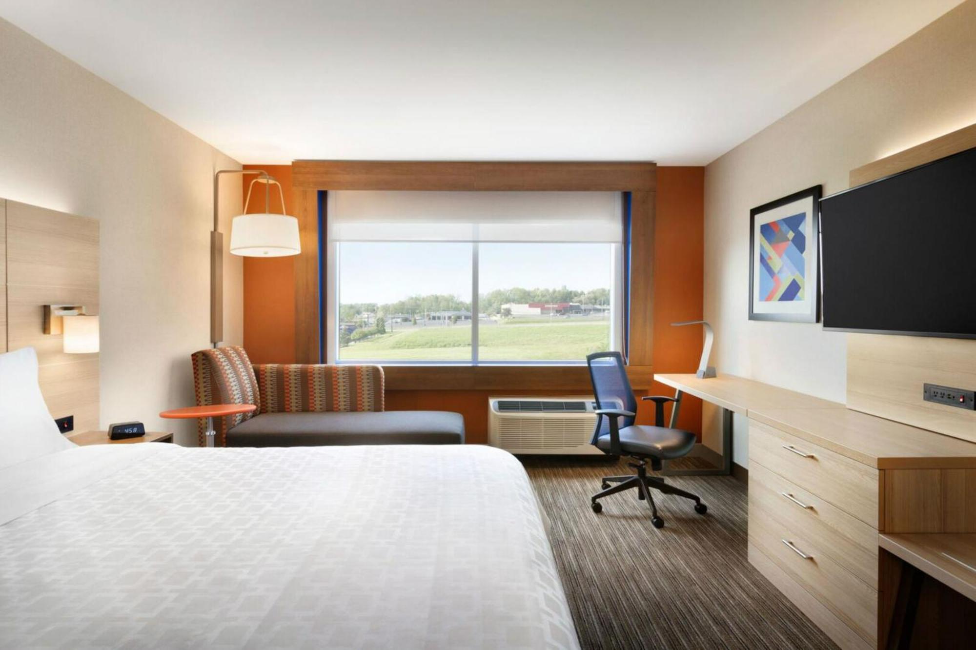 Holiday Inn Express Hotel & Suites Auburn Hills By Ihg Exterior foto